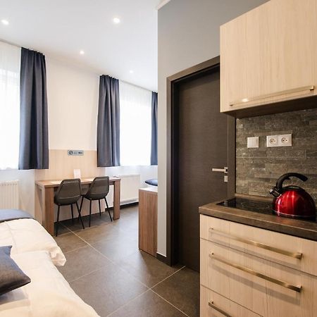 Apartments Danube Братислава Экстерьер фото