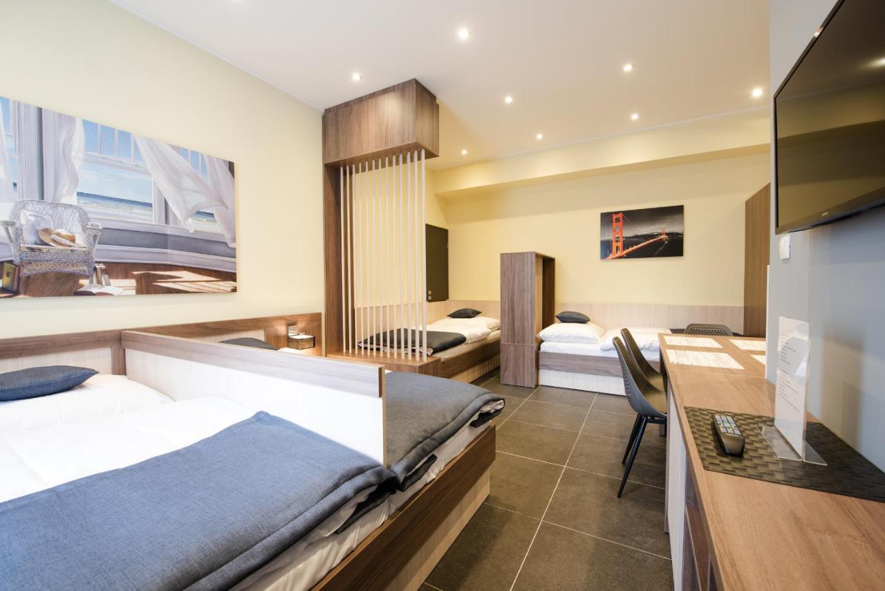Apartments Danube Братислава Экстерьер фото